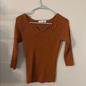 Madison Grey Rust Ribbed Top